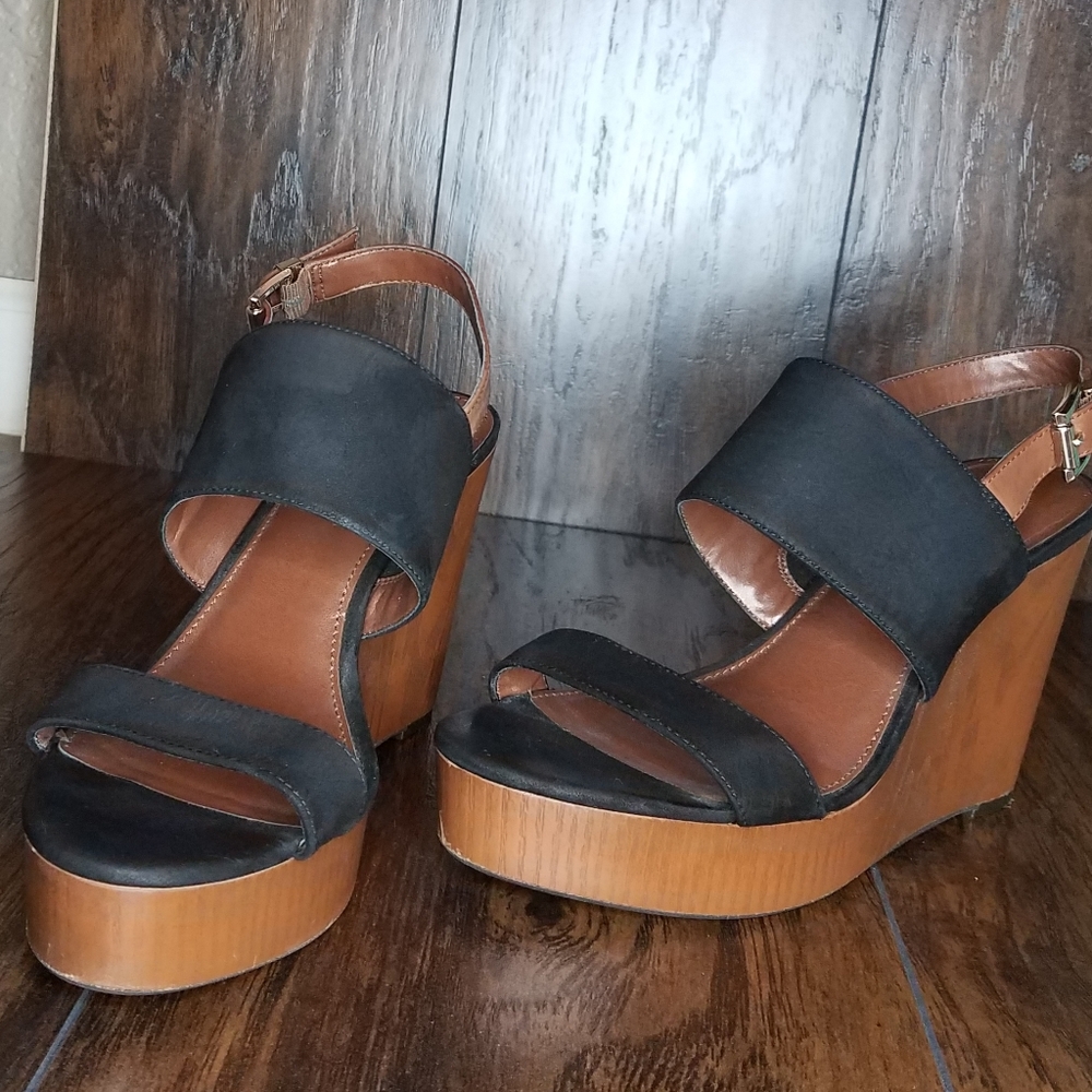 Vince Camuto Wooden Wedge Sandal